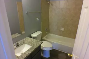 10133 Teneha Dr, Houston, TX 77033 - Photo 10