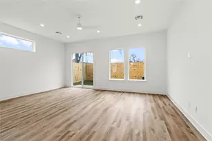 3426 Anita St, Houston, TX 77004 - Photo 10