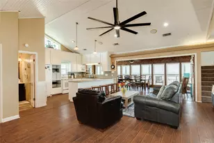 16639 Jamaica Beach Rd, Jamaica Beach, TX 77554 - Photo 6