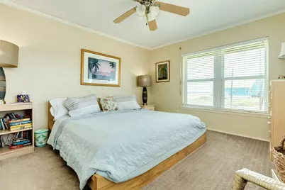 16639 Jamaica Beach Road, Jamaica Beach, TX 77554 - Photo 18