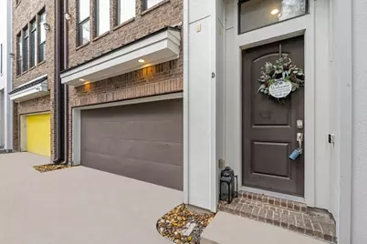 209 Burr Street #D, Houston, TX 77011 - Photo 2