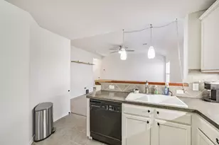 1609 Peach Dale Ct, Conroe, TX 77301 - Photo 10