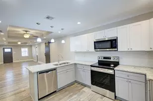 4220 Delhi St, Houston, TX 77022 - Photo 1