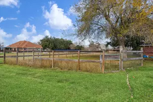 7602 Highland Rd, Santa Fe, TX 77517 - Photo 18