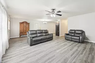 7602 Highland Rd, Santa Fe, TX 77517 - Photo 6