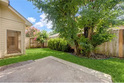 12810 Chaseland Lane, Houston, TX 77077 - Photo 36