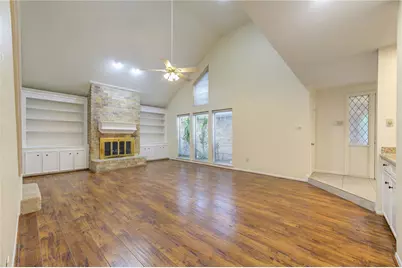 12810 Chaseland Lane, Houston, TX 77077 - Photo 8