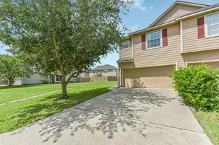 6103 Yorkglen Manor Ln, Houston, TX 77084 - Photo 2