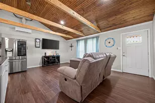 241 Quail Creek Dr, Cleveland, TX 77328 - Photo 6