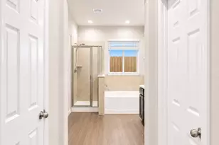 13210 Karan Park Ln, Houston, TX 77044 - Photo 10