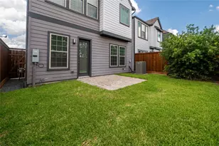 963 Lilly Flower Ln, Houston, TX 77091 - Photo 10
