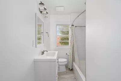 1740 Wroxton Court, Houston, TX 77005 - Photo 22