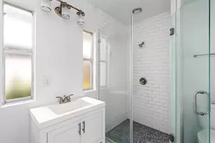 1740 Wroxton Ct, Houston, TX 77005 - Photo 12