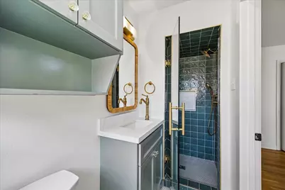 2203 Bron Holly Drive, Houston, TX 77018 - Photo 10