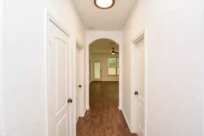 18 Cheswood Manor Drive, The Woodlands, TX 77382 - Photo 6