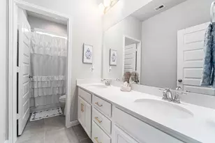 4101 Split Ivy Dr, Houston, TX 77080 - Photo 16