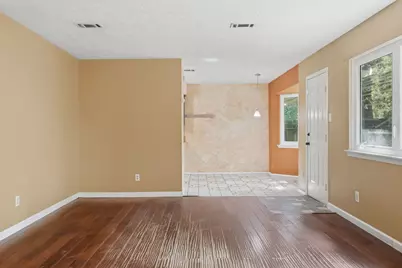 5 W Bigelow Oak Court, The Woodlands, TX 77381 - Photo 8