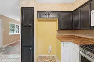 5 W Bigelow Oak Ct, The Woodlands, TX 77381 - Photo 12
