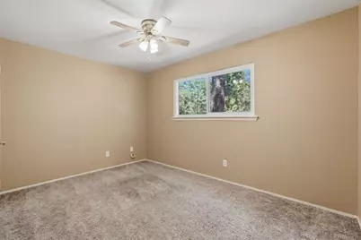 5 W Bigelow Oak Court, The Woodlands, TX 77381 - Photo 20