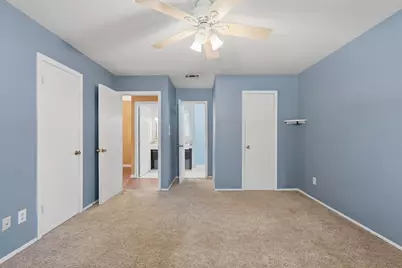 5 W Bigelow Oak Court, The Woodlands, TX 77381 - Photo 16