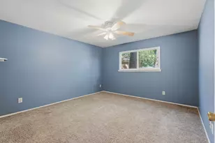 5 W Bigelow Oak Ct, The Woodlands, TX 77381 - Photo 14
