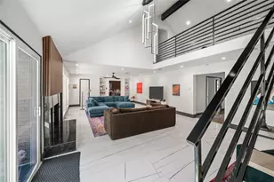 14919 Woodthorpe Ln, Houston, TX 77079 - Photo 14