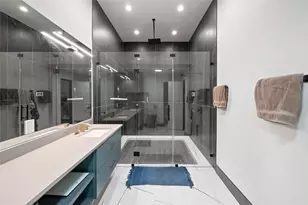 14919 Woodthorpe Ln, Houston, TX 77079 - Photo 24