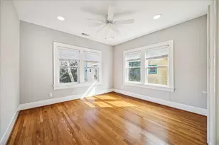 2408 White Oak Dr, Houston, TX 77009 - Photo 10