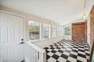 2408 White Oak Dr, Houston, TX 77009 - Photo 6