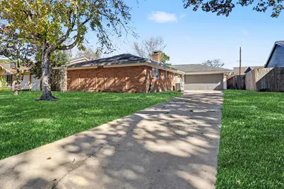 11219 Sagehill Drive, Houston, TX 77089 - Photo 14