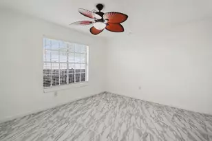 11219 Sagehill Dr, Houston, TX 77089 - Photo 8