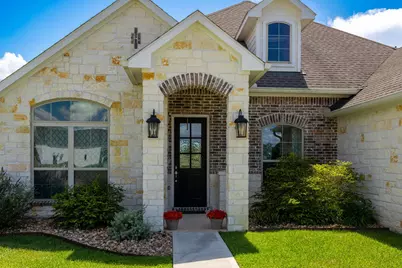1501 Timber Oaks Drive, Brenham, TX 77833 - Photo 2