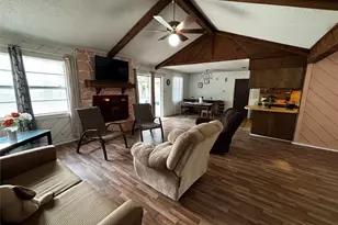 214 Mills Dr, Livingston, TX 77351 - Photo 6