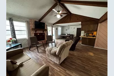 214 Mills Drive, Livingston, TX 77351 - Photo 8