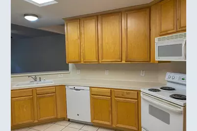54 N Queenscliff Circle, The Woodlands, TX 77382 - Photo 4