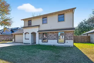 17634 Huntersglen Cir, Humble, TX 77396 - Photo 2