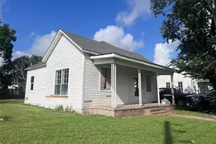 501 W Caney St, Wharton, TX 77488 - Photo 1