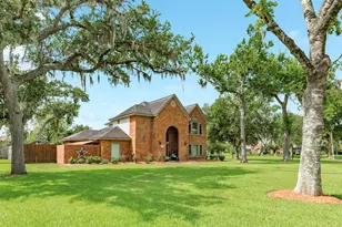 52 Chesswood Ct, Lake Jackson, TX 77566 - Photo 6