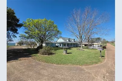 308 Echo Lane, Livingston, TX 77351 - Photo 10