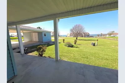 308 Echo Lane, Livingston, TX 77351 - Photo 12