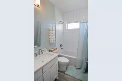 985 B Gulf Road, Crystal Beach, TX 77650 - Photo 26