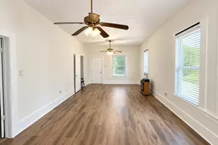 2403 Webster St, Liberty, TX 77575 - Photo 4