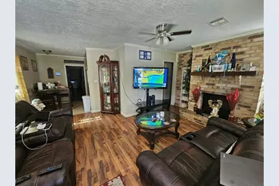 2032 Delaware Street, Beaumont, TX 77703 - Photo 4