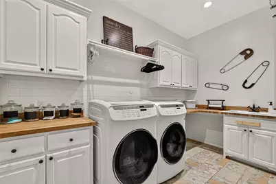 1005 Lewis, Kemah, TX 77565 - Photo 16