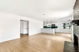 5914 Lawn Ln, Houston, TX 77088 - Photo 12