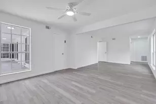4409 Hillbrook Dr, Orange, TX 77632 - Photo 24