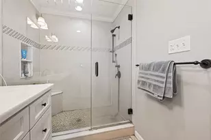 12705 Huntingwick Dr, Houston, TX 77024 - Photo 32