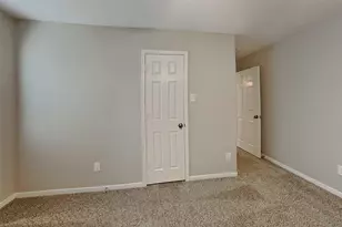 9909 Climbing Tree St, Conroe, TX 77385 - Photo 16