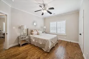 422 Faust Ln, Houston, TX 77024 - Photo 40