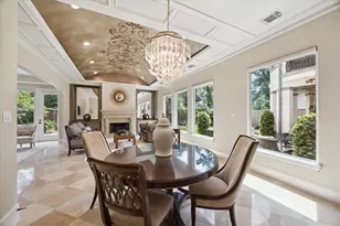 422 Faust Ln, Houston, TX 77024 - Photo 24